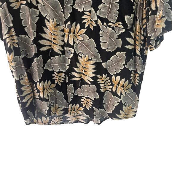 Summa Men's Size Large Rayon Hawaiian Green Black Button‎ Up - Picture 3 of 7